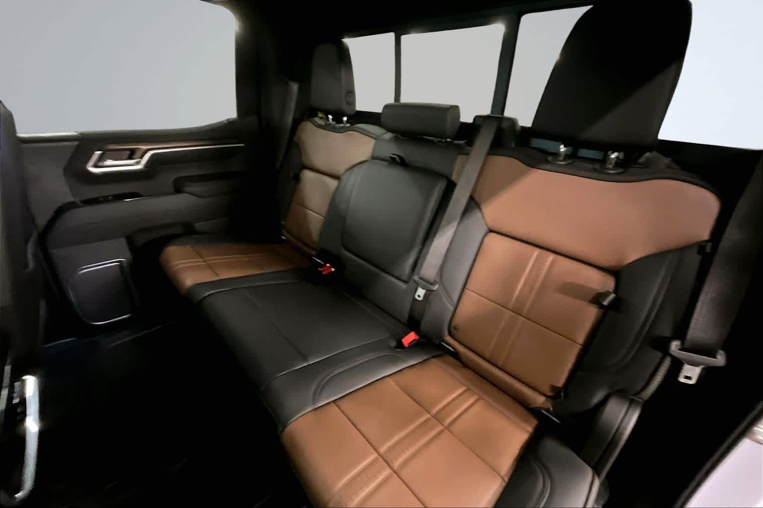 2026 Chevrolet Silverado 1500 High Country - Photo 10