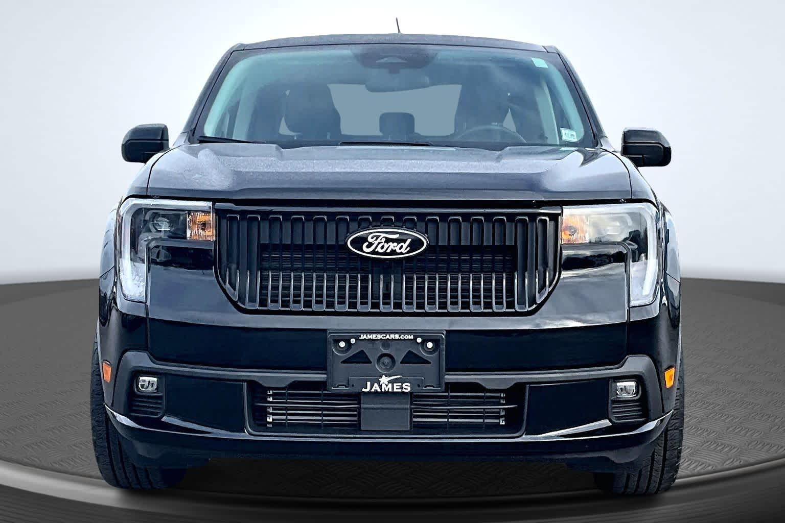 2025 Ford Maverick photo 3