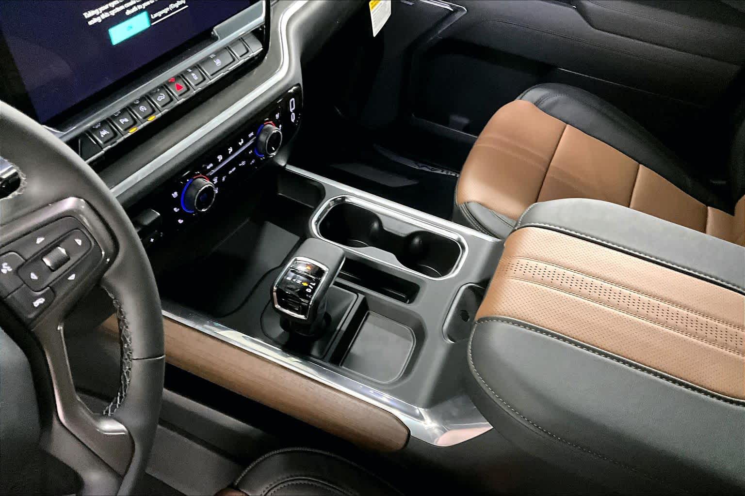 2026 Chevrolet Silverado 1500 High Country - Photo 8