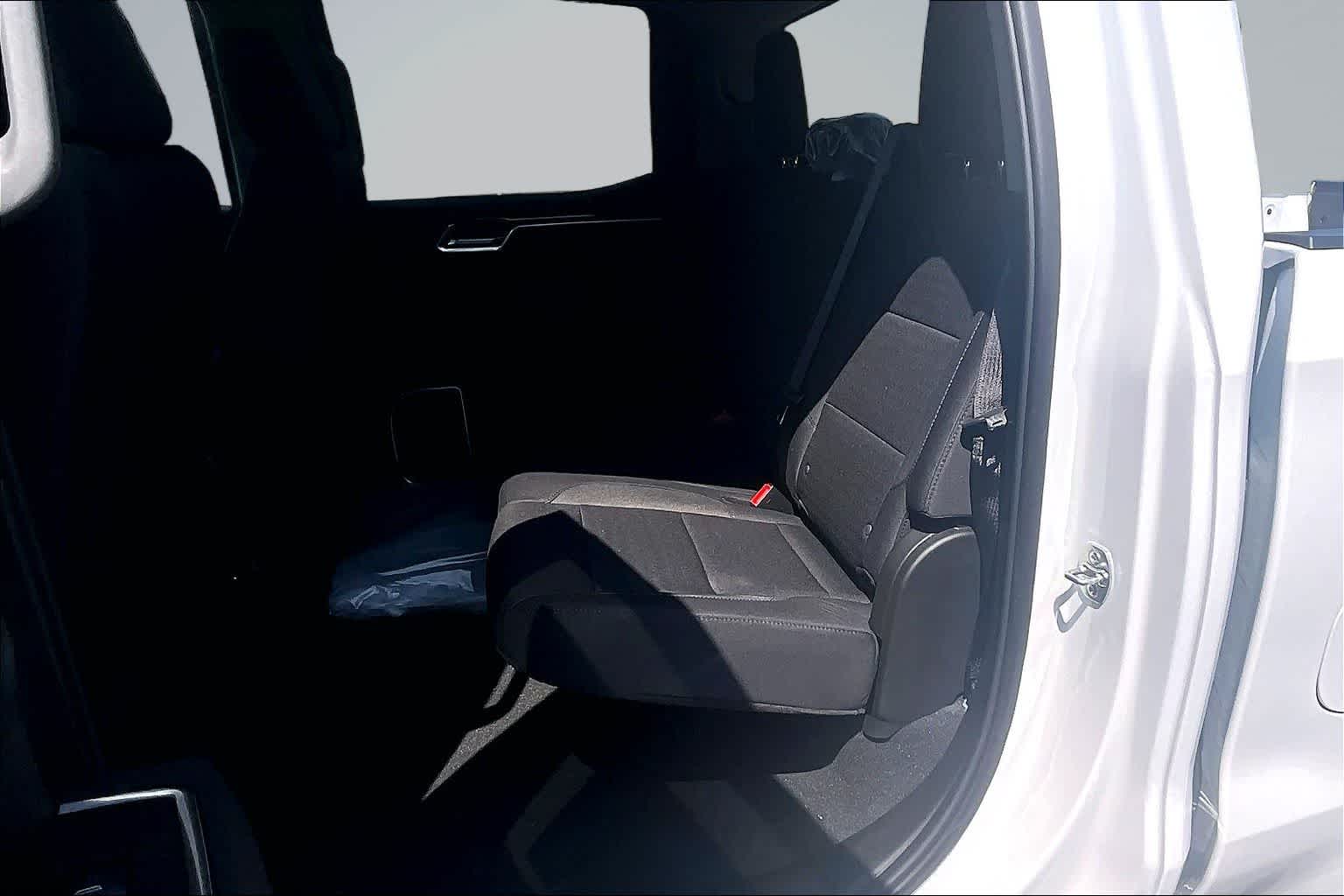 2026 Chevrolet Silverado 1500 LT - Photo 13