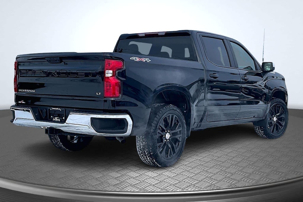 Used 2025 Chevrolet Silverado 1500 LT Truck Crew Cab