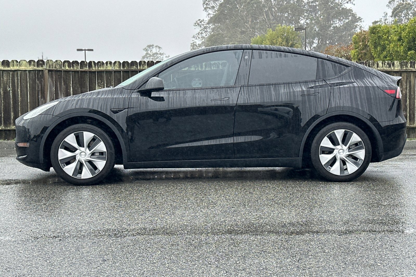 Used 2022 Tesla Model Y Long Range with VIN 7SAYGDEE2NF377063 for sale in Half Moon Bay, CA