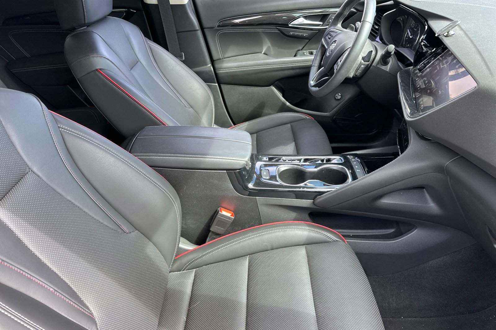 2023 Buick Envision Essence - Photo 15