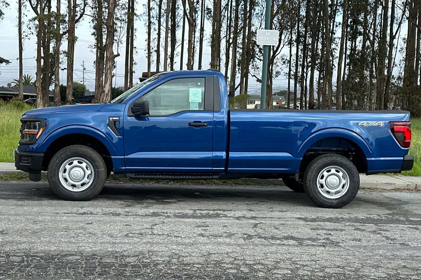 2025 Ford F-150 XL photo 2