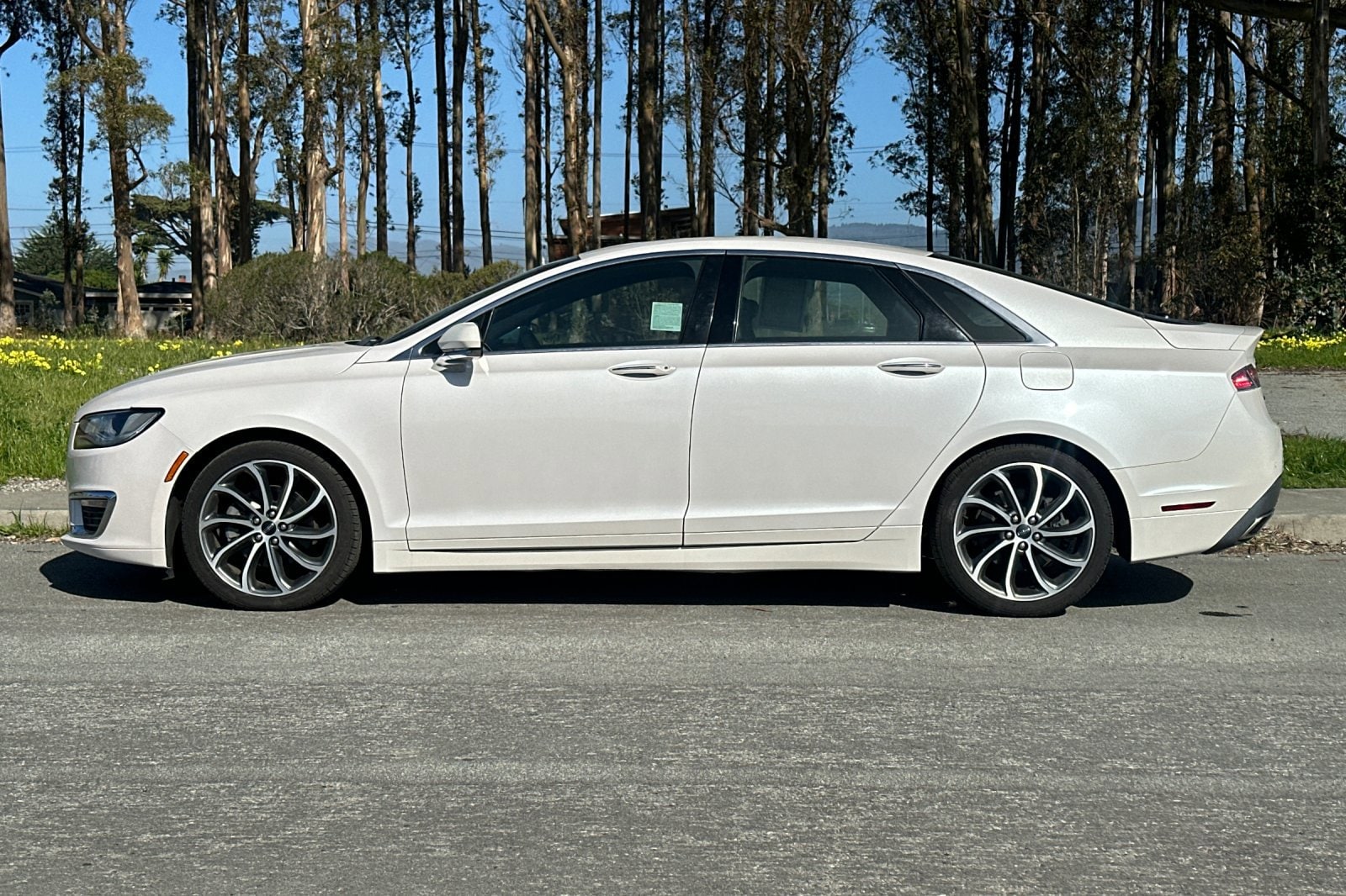Used 2019 Lincoln MKZ Reserve I with VIN 3LN6L5C96KR622075 for sale in Half Moon Bay, CA