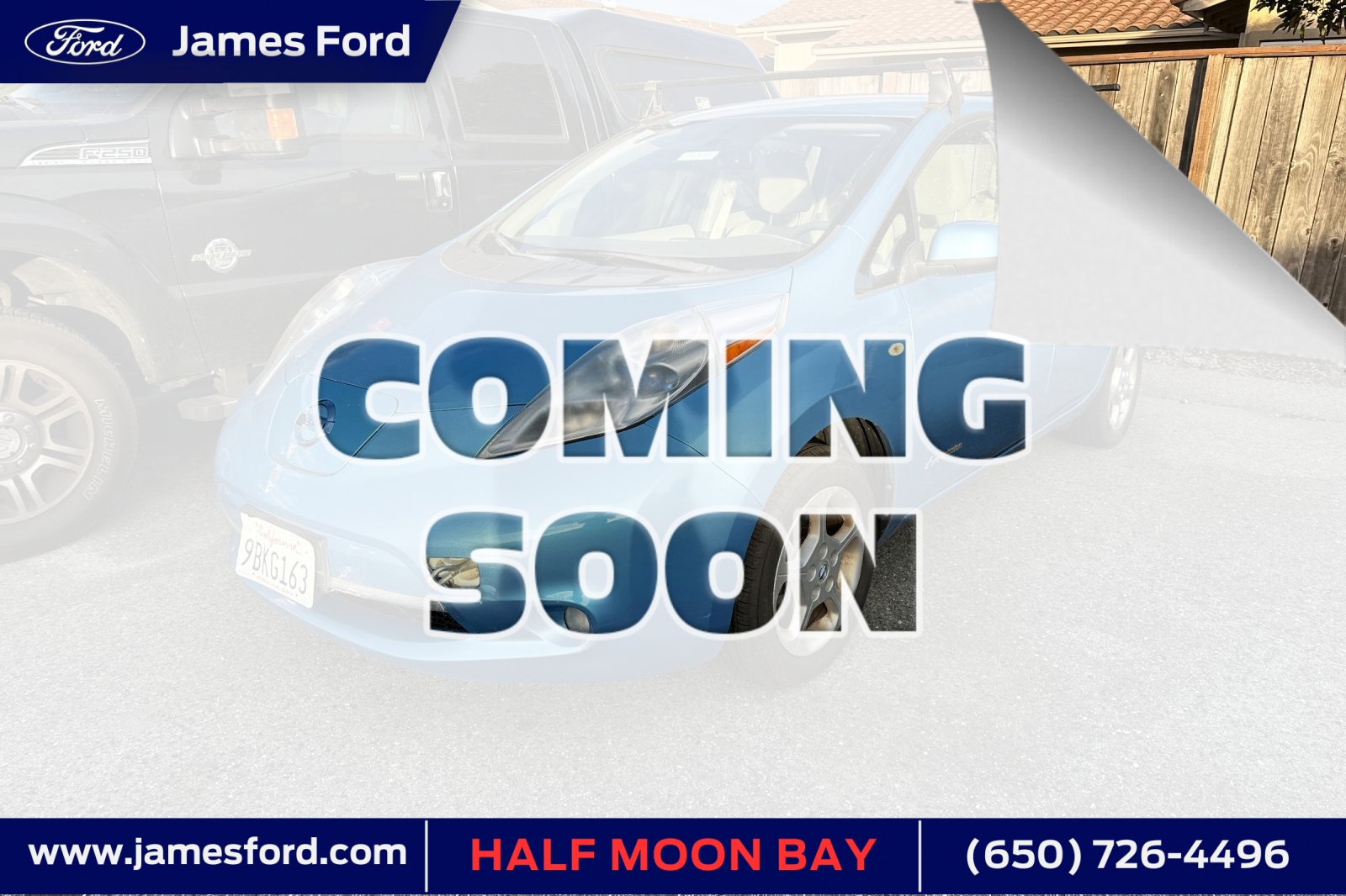 2011 Nissan LEAF SL's photo