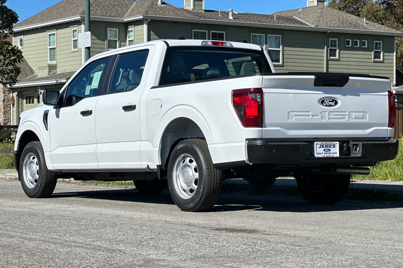 2025 Ford F-150 XL photo 3
