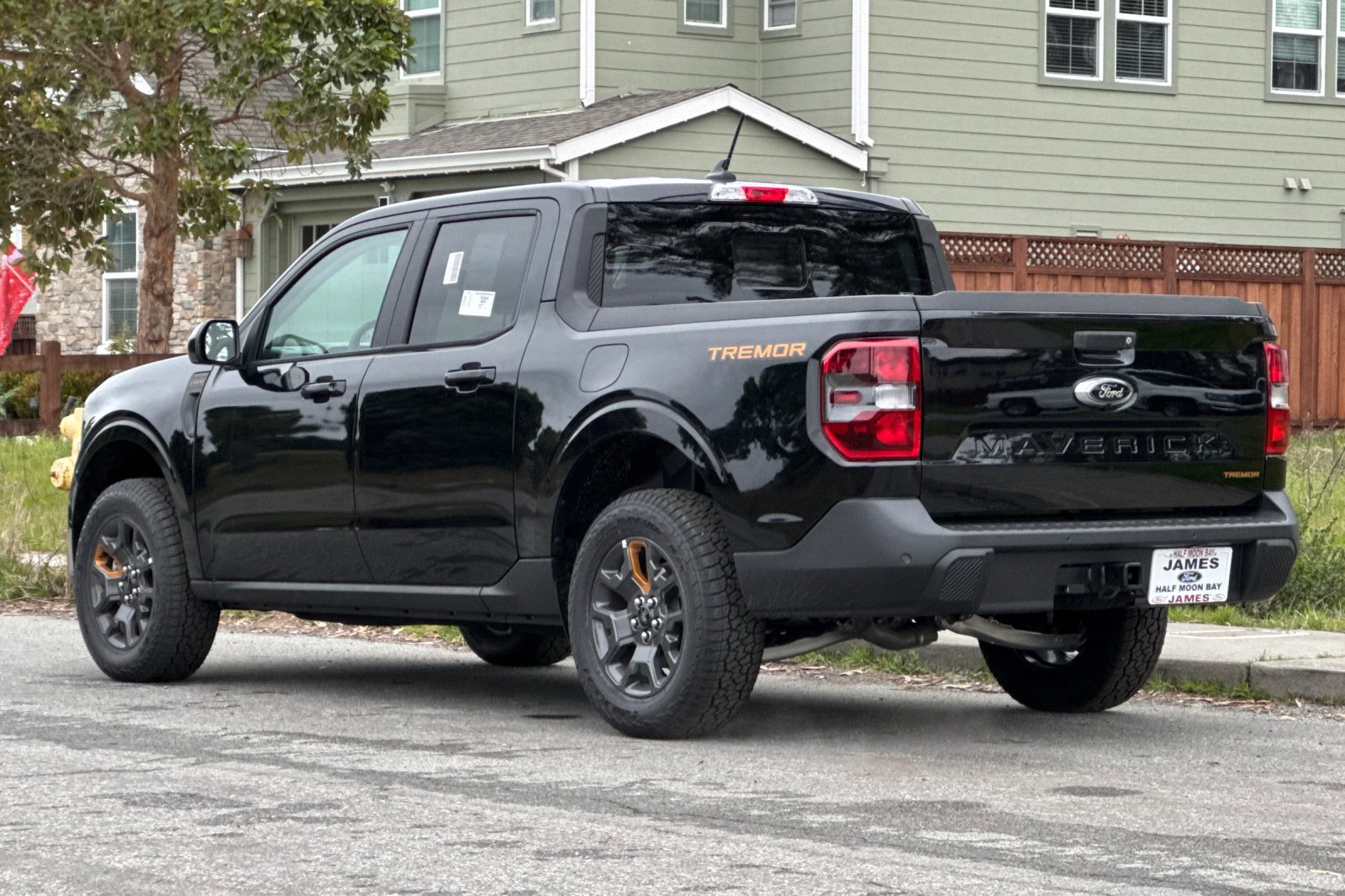 2024 Ford Maverick Lariat photo 3