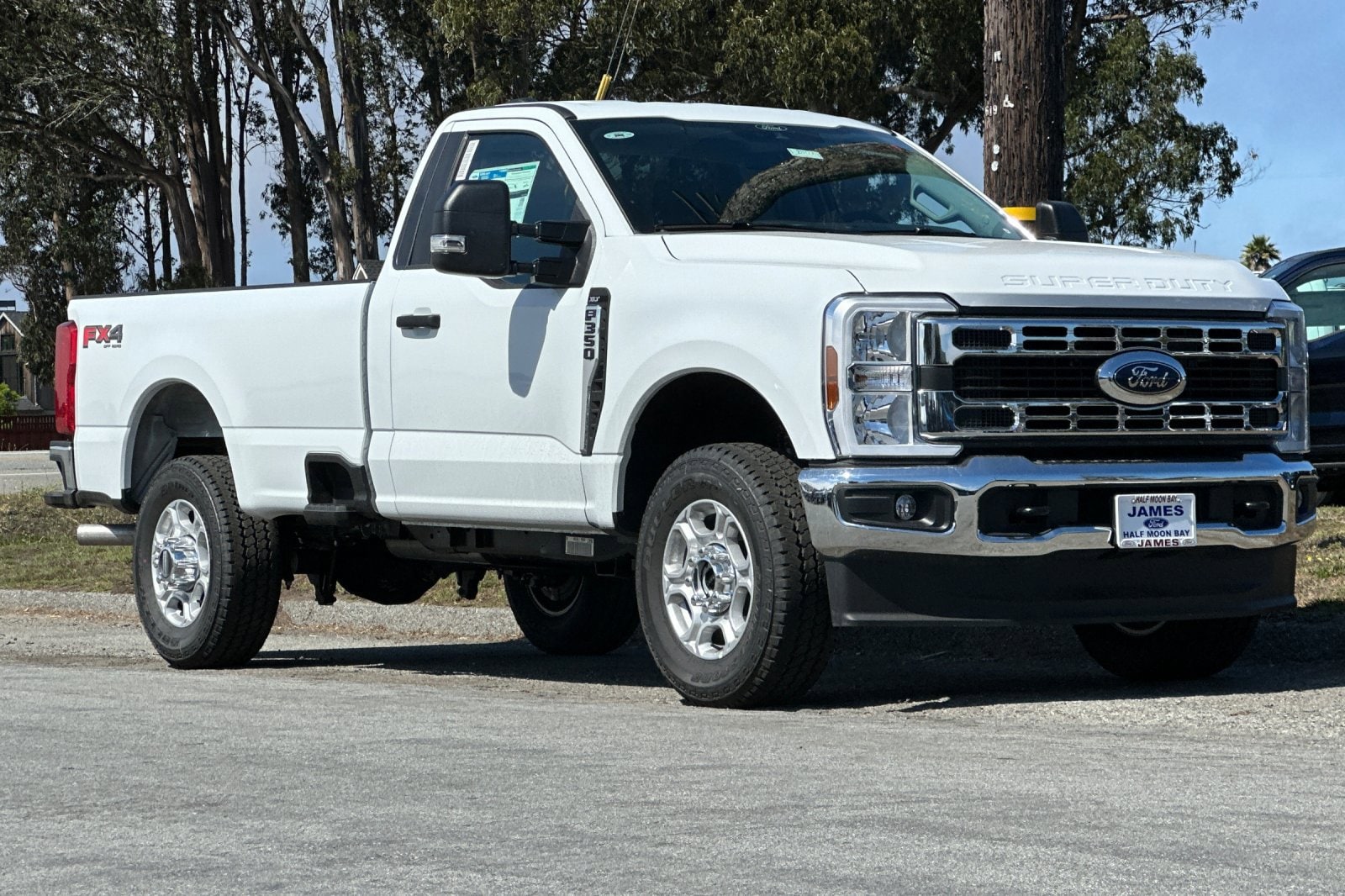 2026 Ford F-350 Super Duty XLT - Photo 7