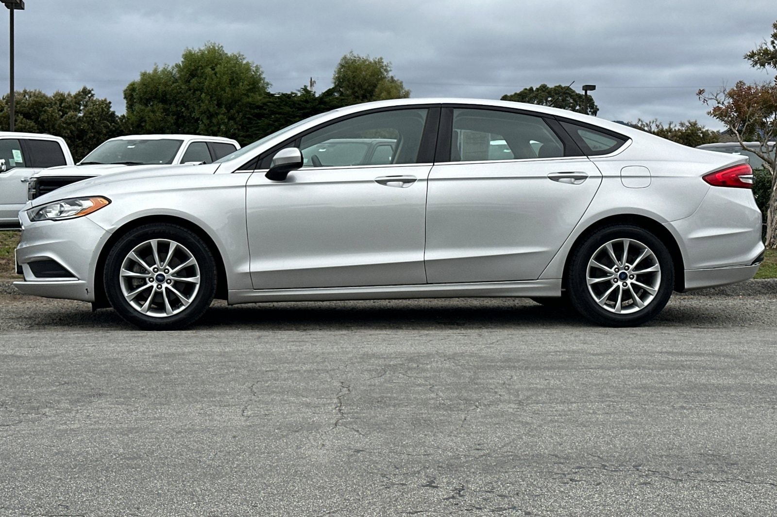 Used 2017 Ford Fusion SE with VIN 3FA6P0H74HR180592 for sale in Half Moon Bay, CA