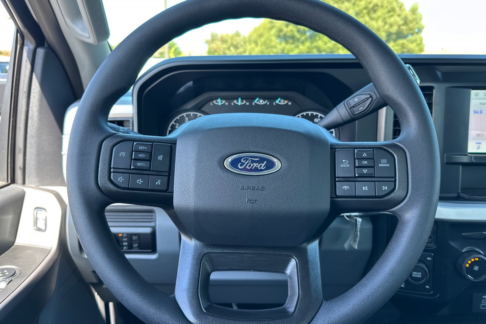 2026 Ford F-350 Super Duty XLT - Photo 17