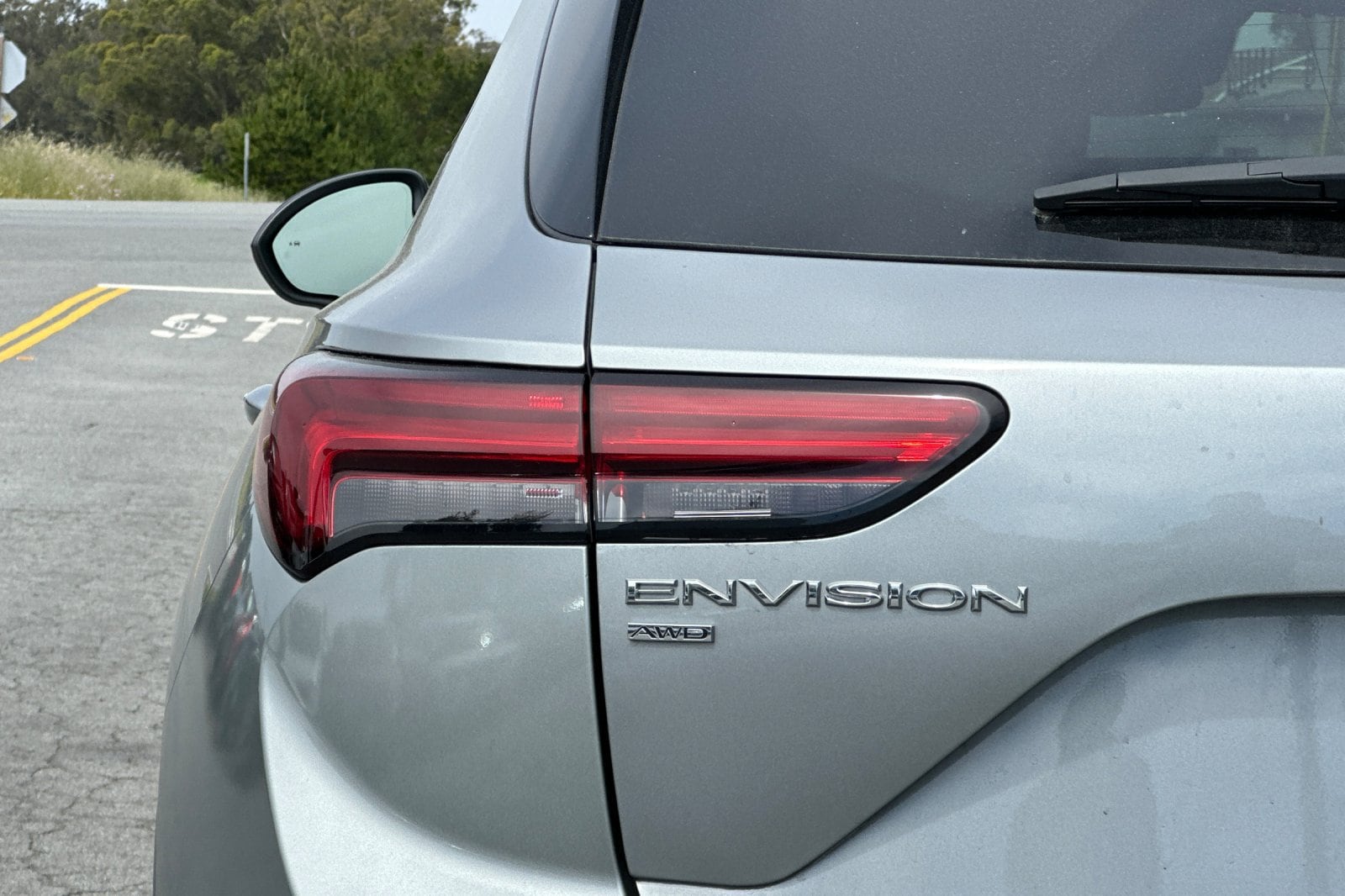 2023 Buick Envision Essence - Photo 25