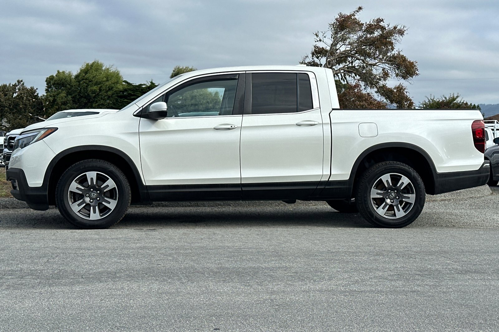 Used 2017 Honda Ridgeline RTL-T with VIN 5FPYK3F63HB023674 for sale in Half Moon Bay, CA