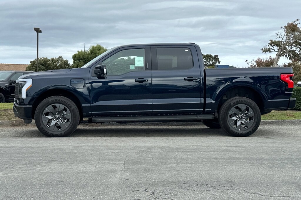 New 2025 Ford F-150 Lightning Lariat Truck SuperCrew Cab