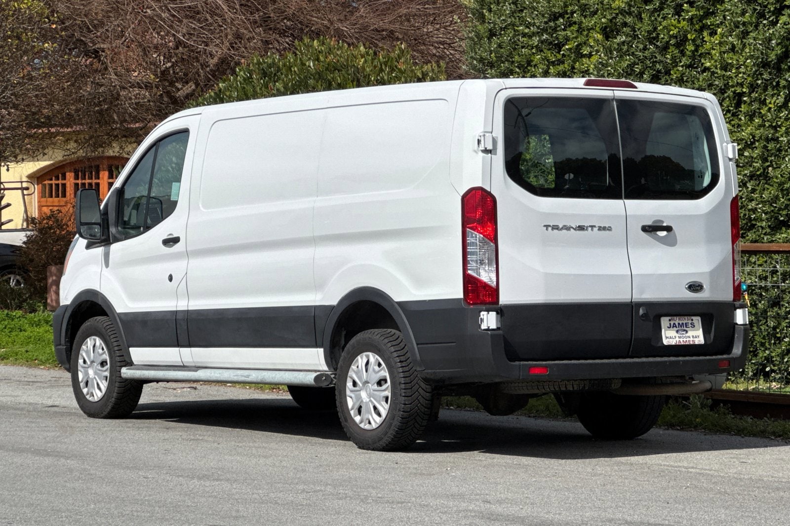 2020 Ford Transit Cargo Van photo 3
