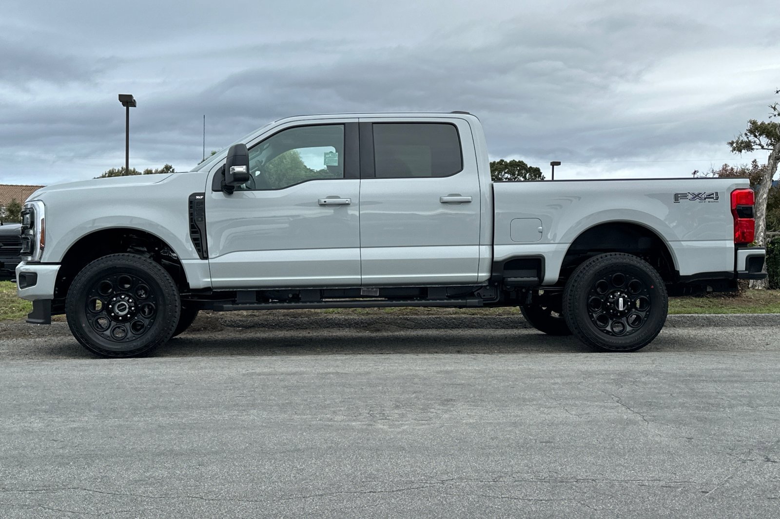 2026 Ford F-250 photo 2