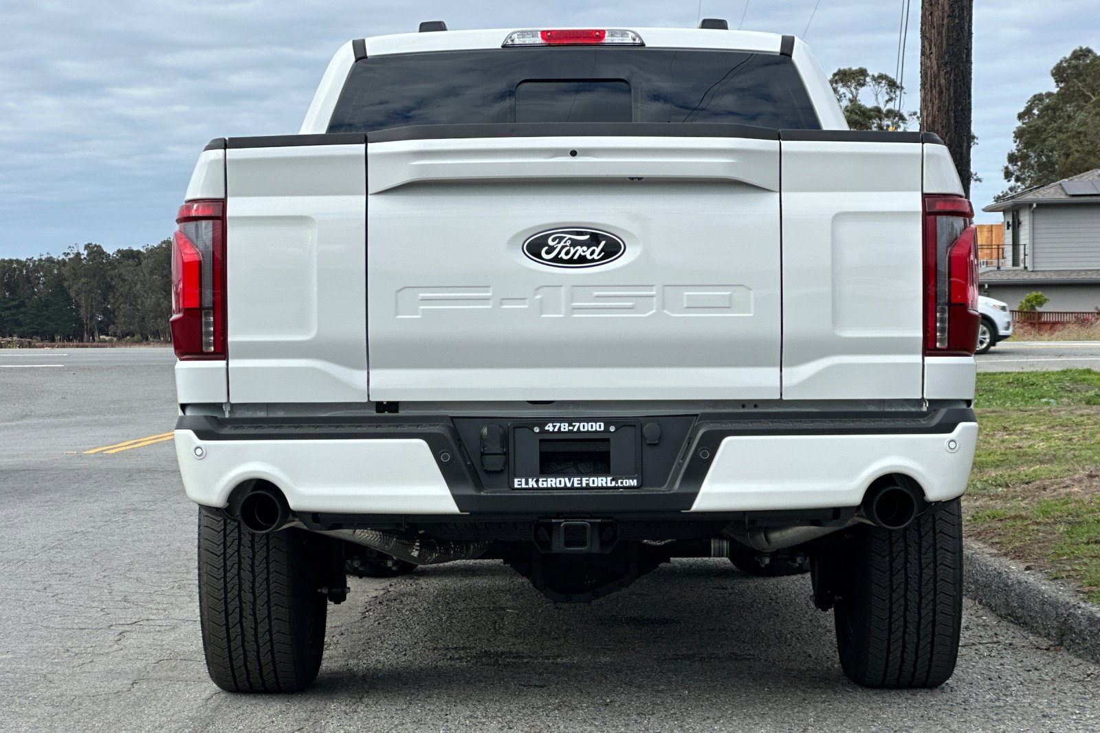 2025 Ford F-150 Lariat photo 4