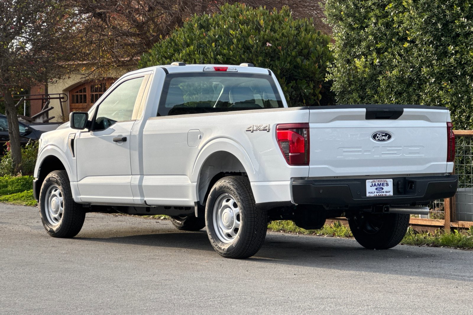 2025 Ford F-150 XL photo 3