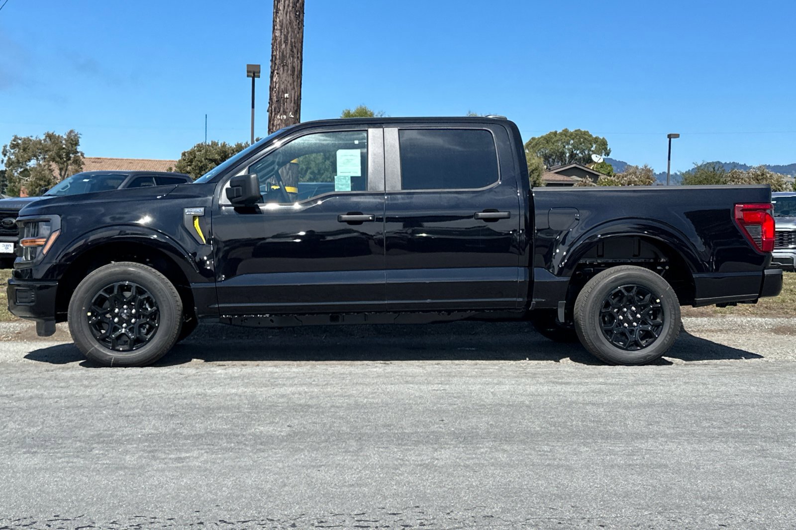 2025 Ford F-150 STX photo 2