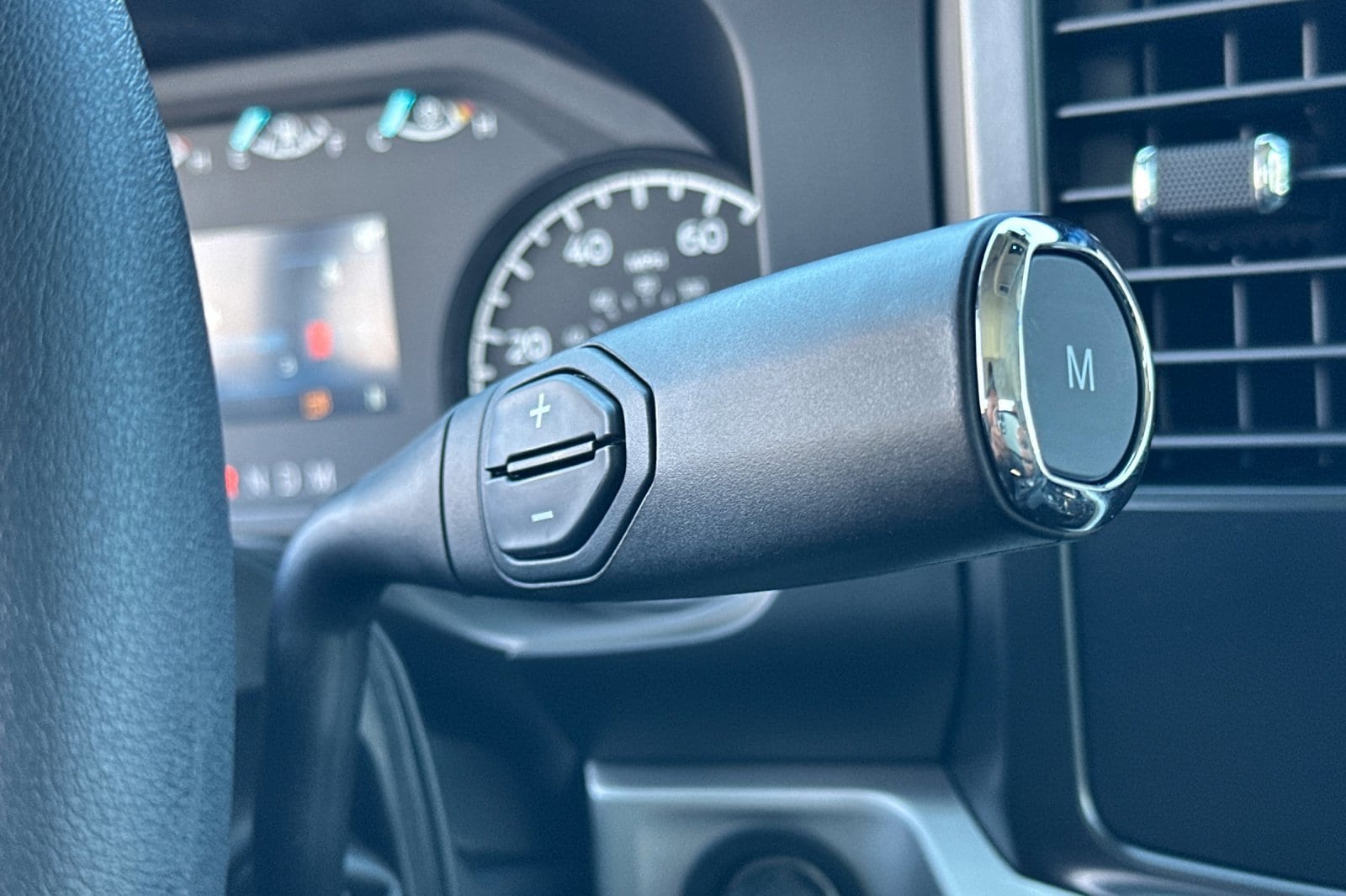2026 Ford F-350 Super Duty XLT - Photo 16