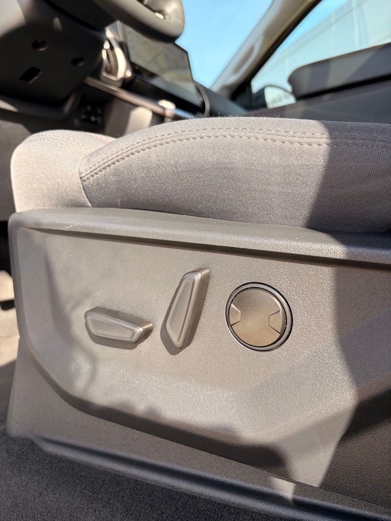 2025 Ford Expedition Active - Photo 9