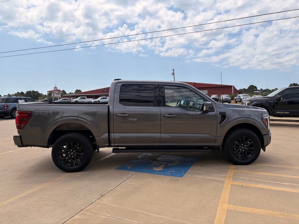 2025 Ford F-150 Lariat - Photo 4