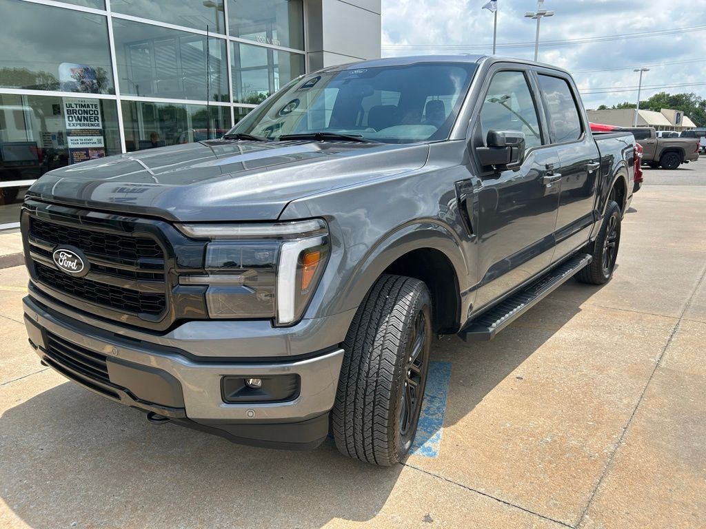 Used 2025 Ford F-150 Lariat Crew Cab Truck
