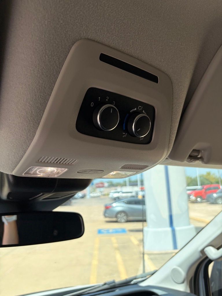 2025 Ford Transit Passenger Van XLT - Photo 21