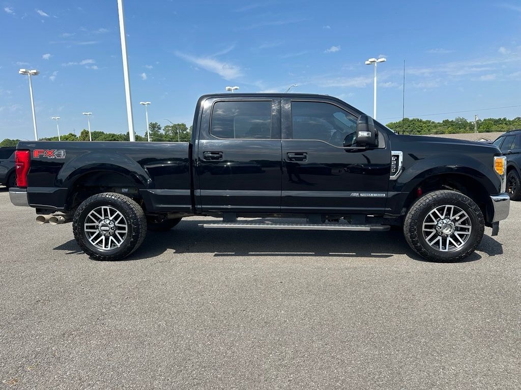 Used 2017 Ford F-250 Lariat Crew Cab Truck
