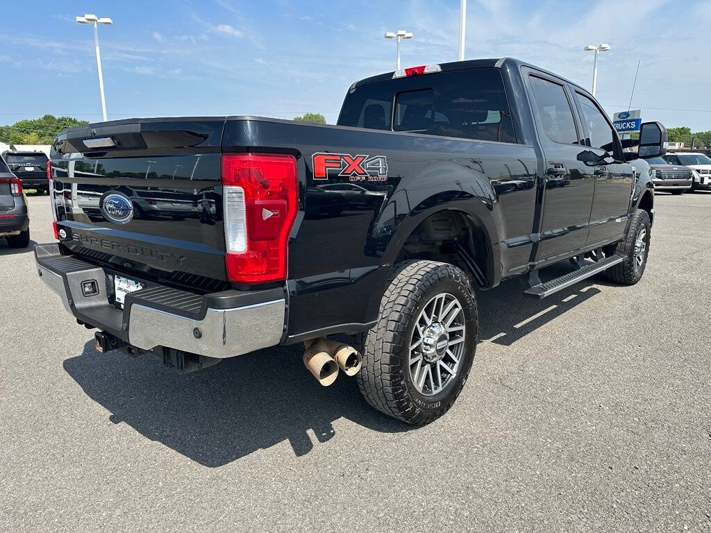 Used 2017 Ford F-250 Lariat Crew Cab Truck