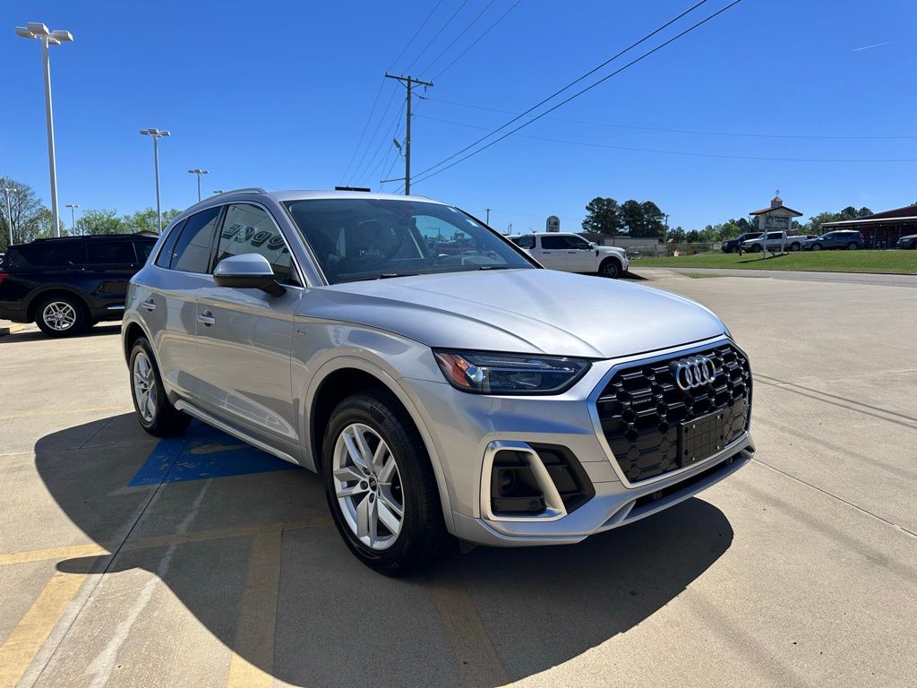 2022 Audi Q5 Premium - Photo 5