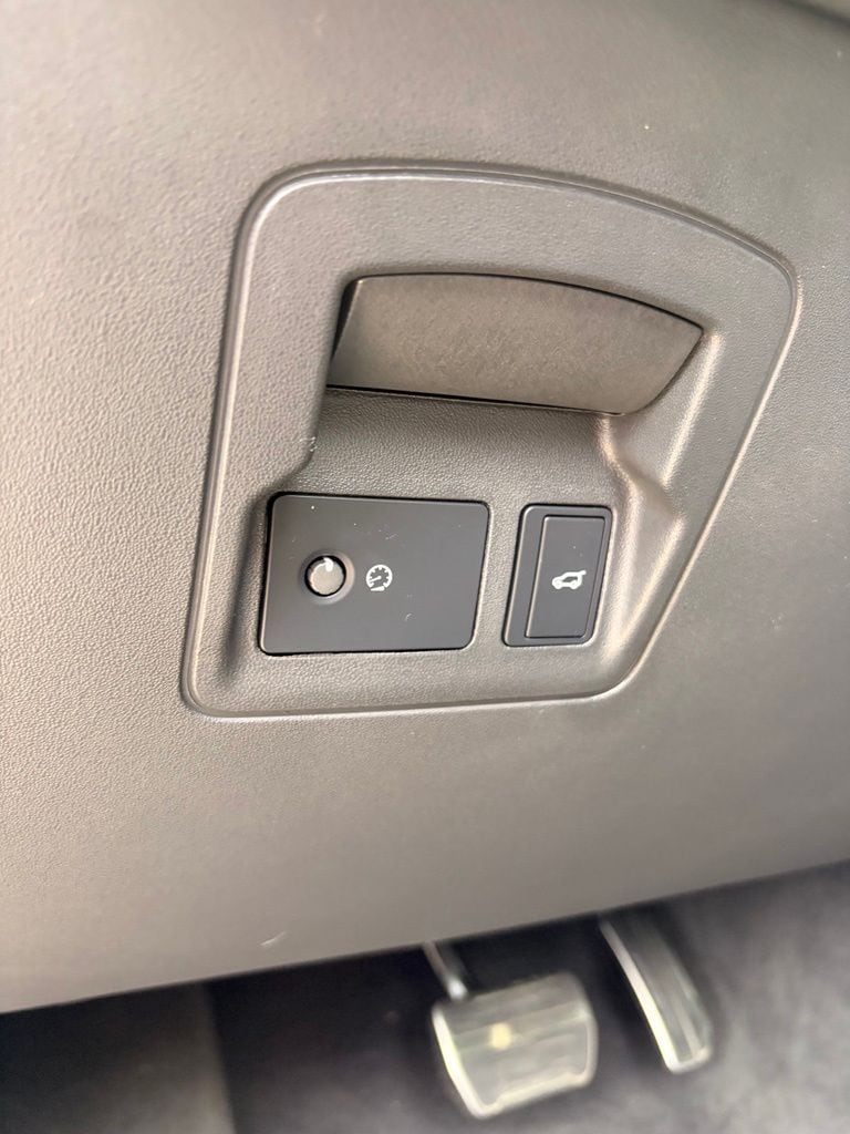 2024 Land Rover Range Rover Velar Dynamic SE - Photo 12