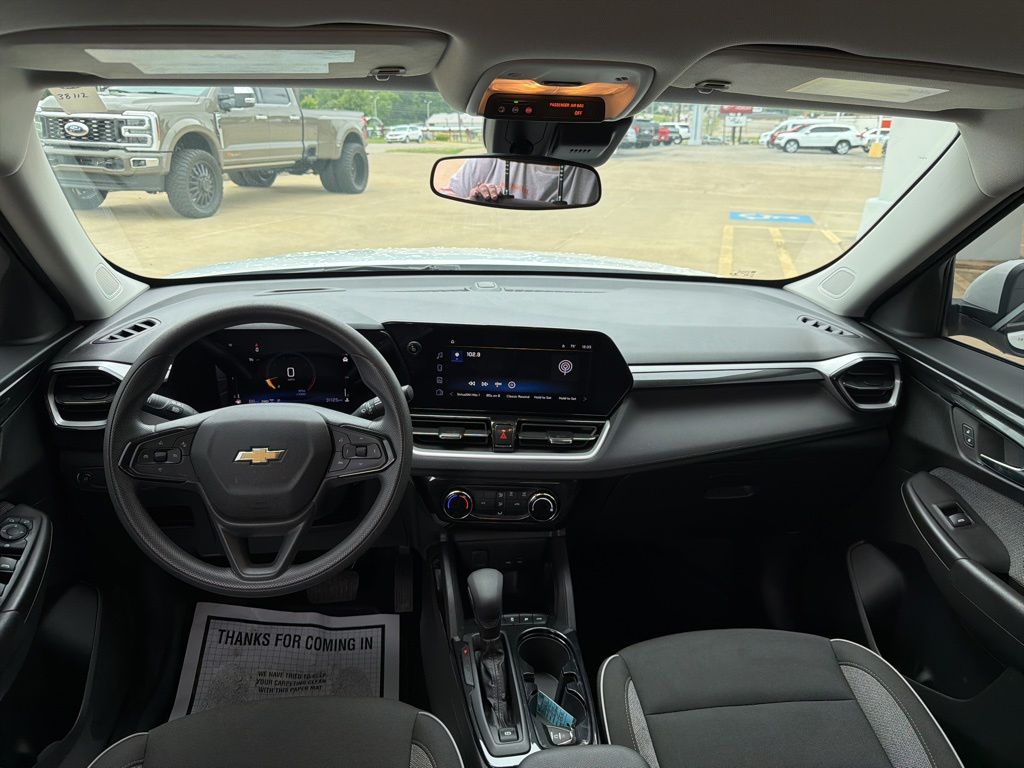 2025 Chevrolet Trailblazer LT - Photo 17