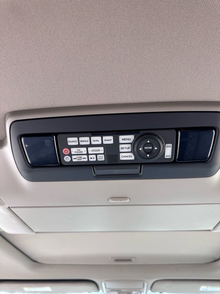 2014 Honda Odyssey Touring - Photo 25