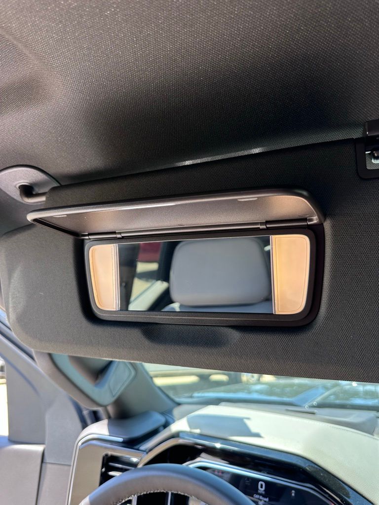 2025 GMC Sierra 2500HD SLT - Photo 21