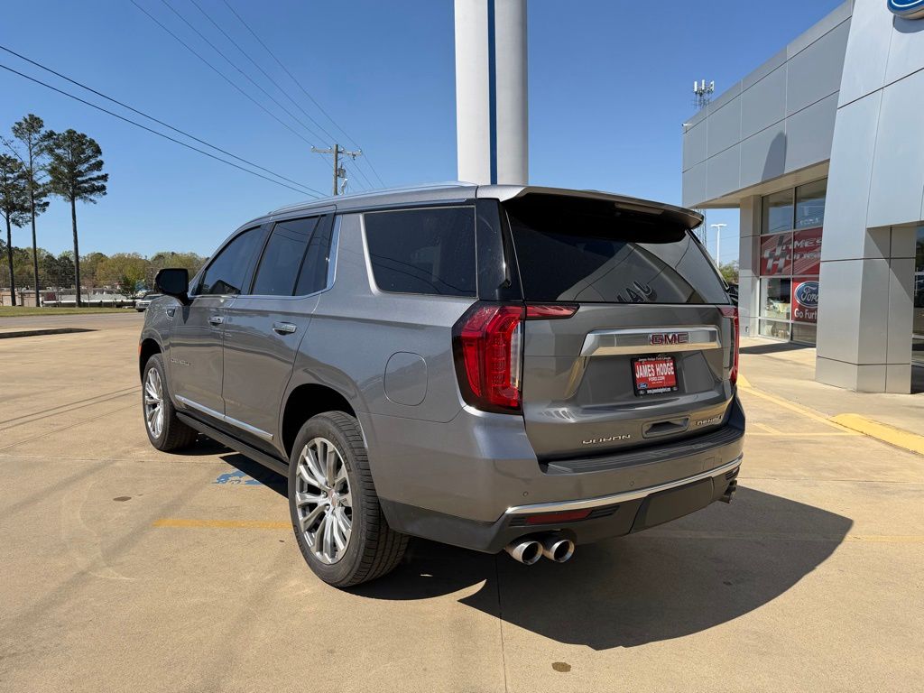 2021 GMC Yukon 4WD Denali's photo