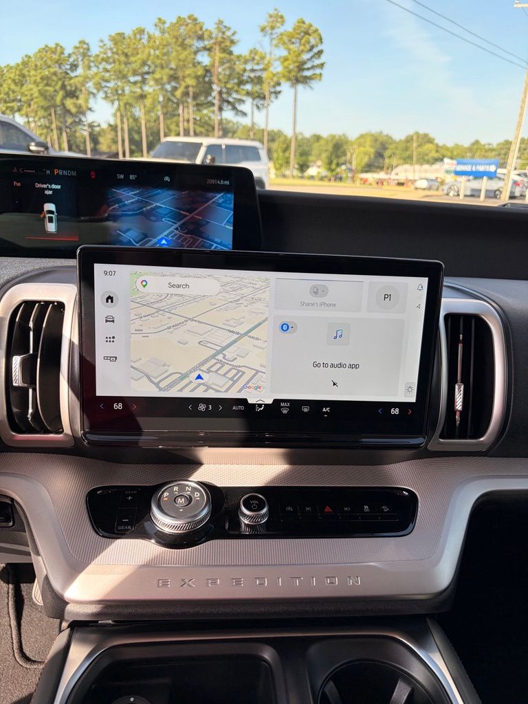 2025 Ford Expedition Active - Photo 15