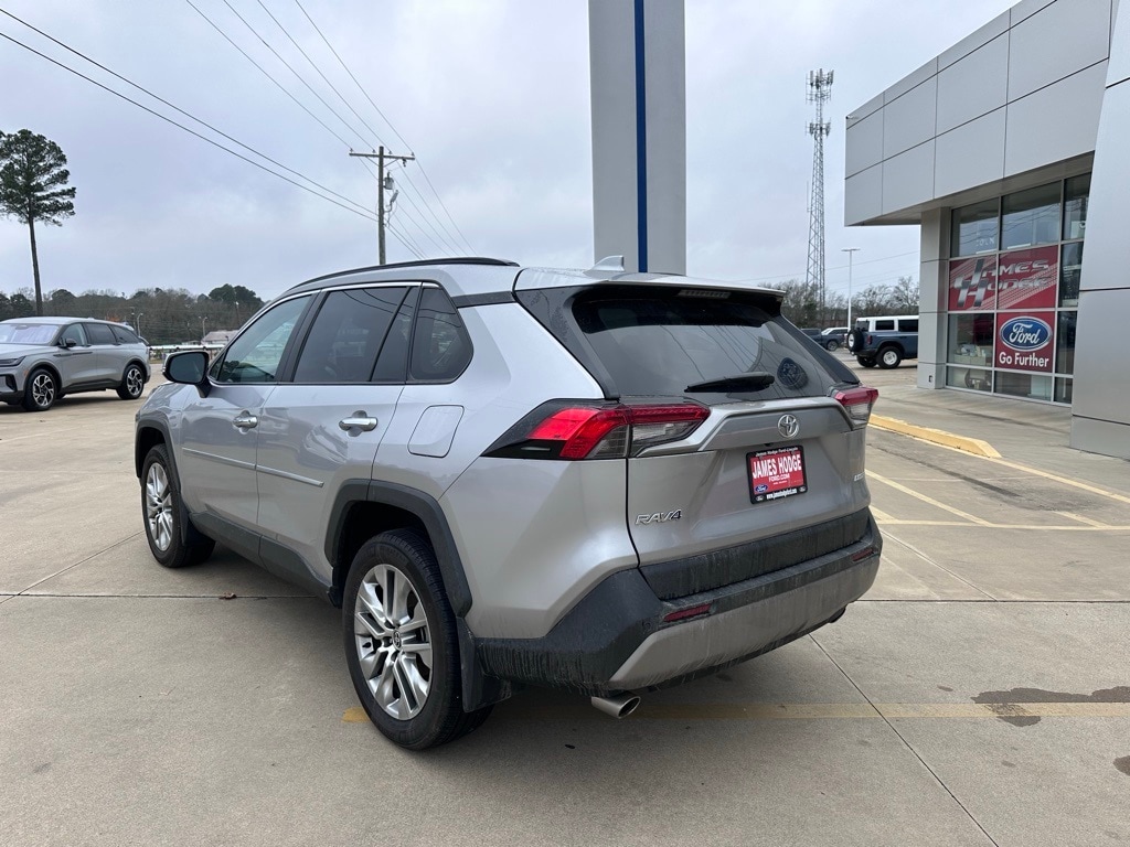 2024 Toyota RAV4 Limited's photo