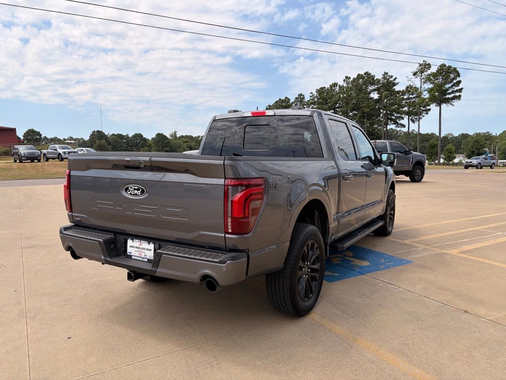 2025 Ford F-150 Lariat - Photo 3