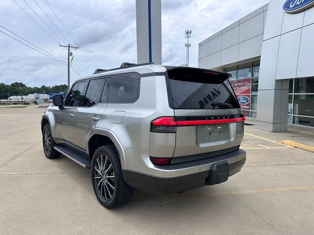 2024 Lexus GX 460 550 Premium's photo