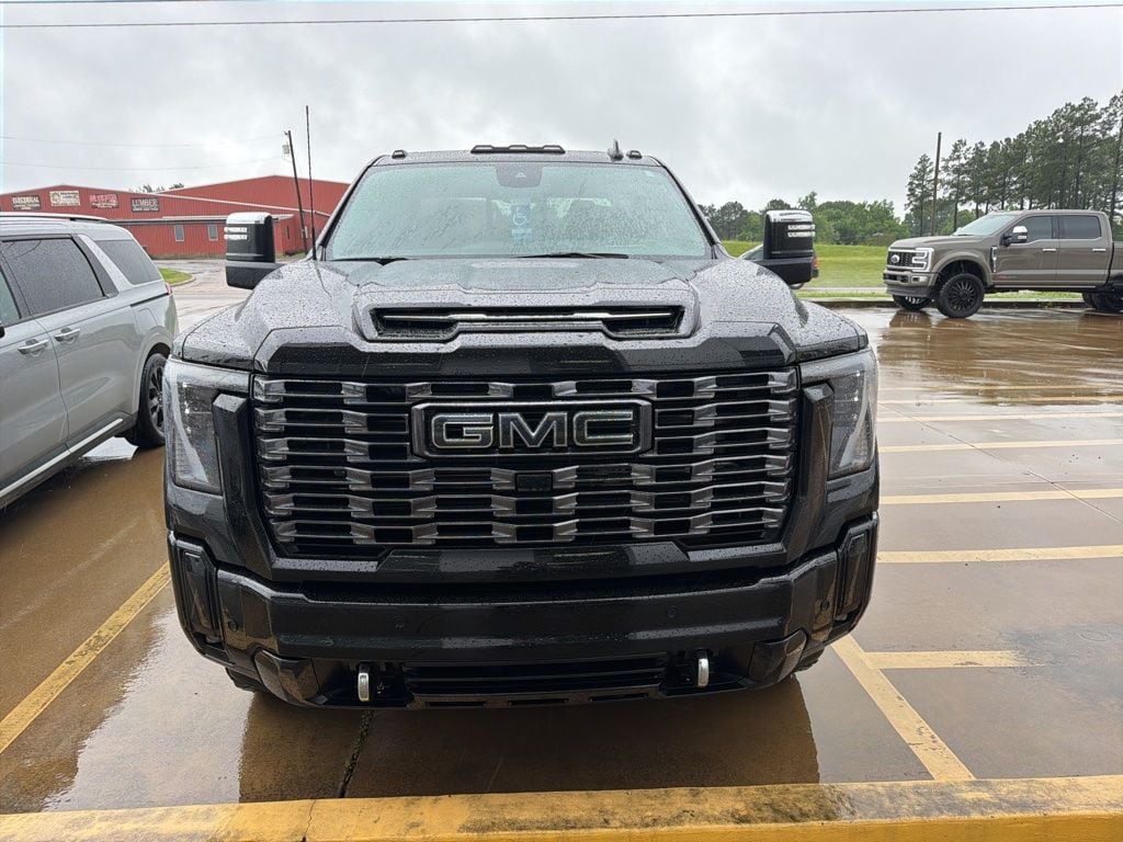 2025 GMC Sierra 4WD Crew Cab Long Box Denali Ultimate's photo