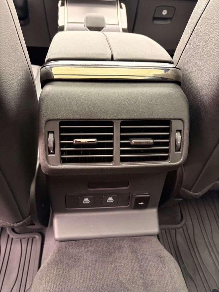 2024 Land Rover Range Rover Velar Dynamic SE - Photo 26
