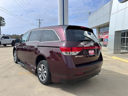 2014 Honda Odyssey Touring Passenger Van
