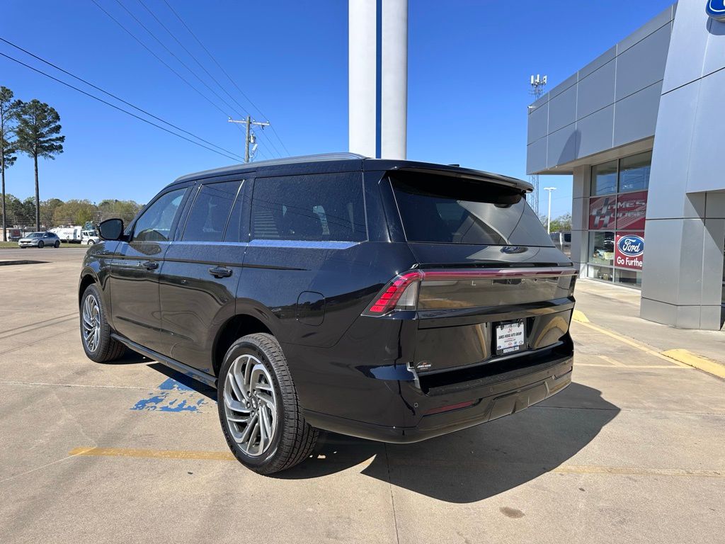 2026 Lincoln Navigator Reserve 4WD's photo