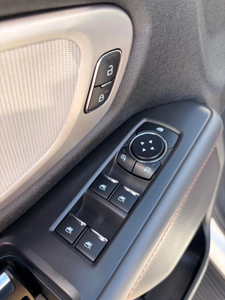 2025 Ford Expedition Active - Photo 10