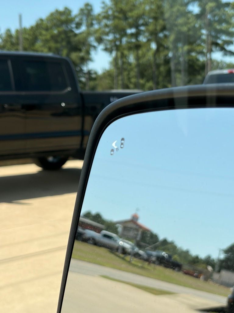 2025 Ford Transit Passenger Van XLT - Photo 13