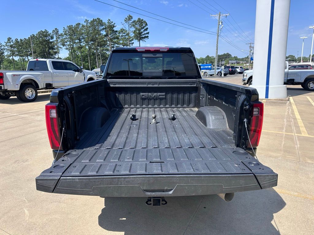 2025 GMC Sierra 2500HD SLT - Photo 25