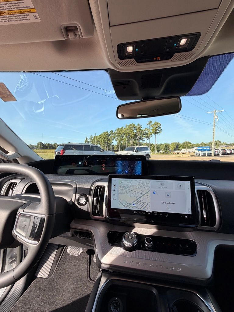 2025 Ford Expedition Active - Photo 14