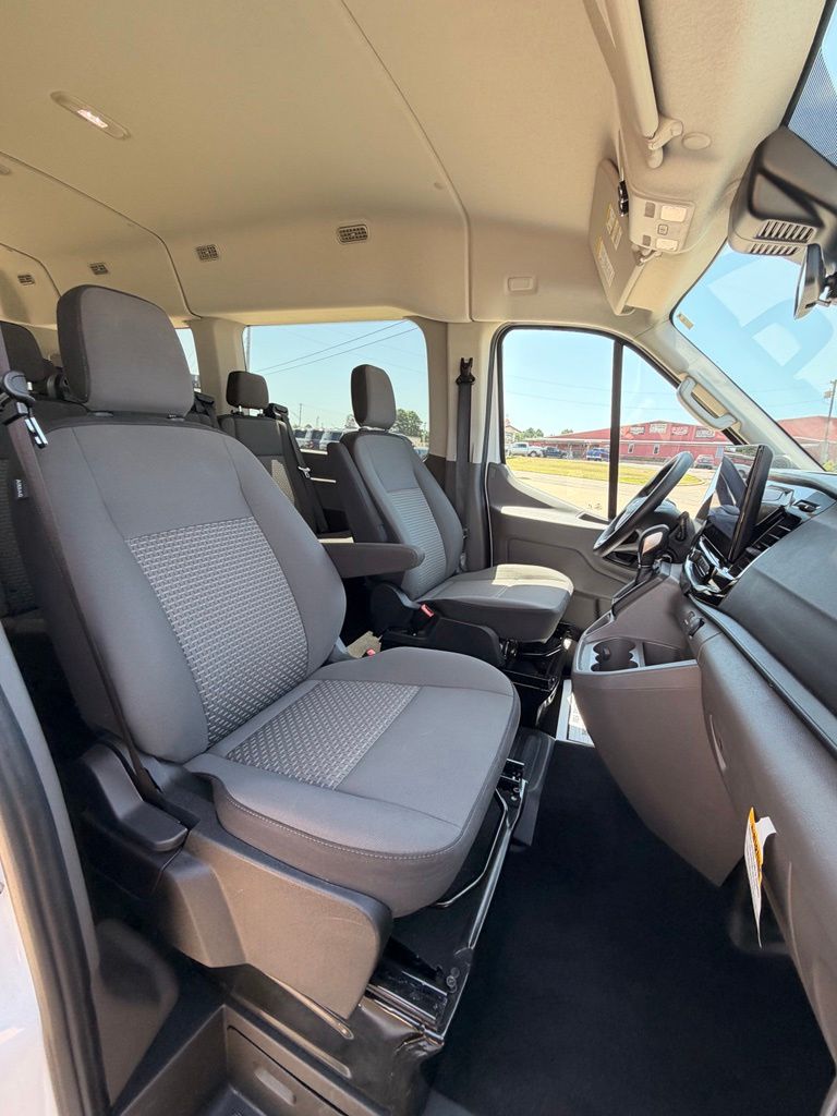 2025 Ford Transit Passenger Van XLT - Photo 23
