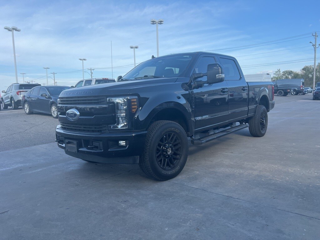 Used 2019 Ford F-250SD Lariat Truck